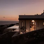 Ekloyitis וילה
