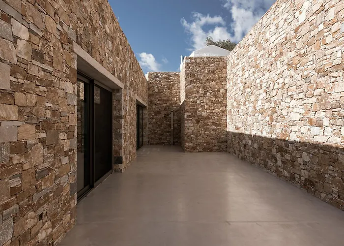 Villa Ekloyitis Finikas (Syros)